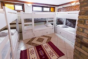 Cheers Vintage - Hostel