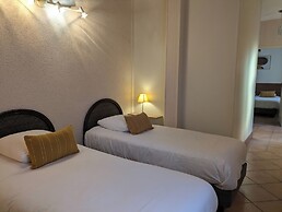Hôtel Le Saint Florent