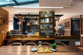 Humble Inn Boutique Residence