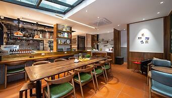 Humble Inn Boutique Residence