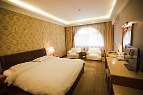 YangShuo New Century Hotel