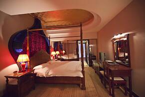 YangShuo New Century Hotel