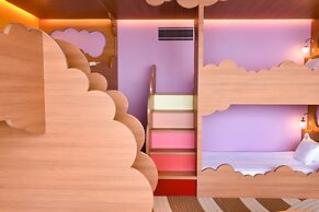 HOTEL UNIVERSAL PORT VITA