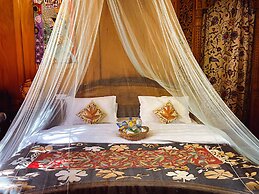 Gemini Group Of Houseboats