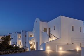 Costa Grand Resort & Spa