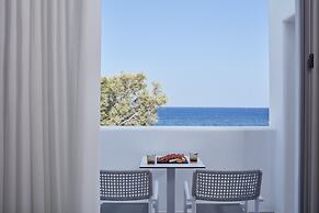 Costa Grand Resort & Spa