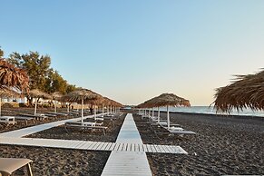 Costa Grand Resort & Spa