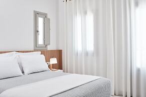 Costa Grand Resort & Spa