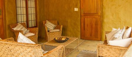 LittleBush Private Lodge