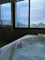 Cabbages & Condoms Khaoyai Resort