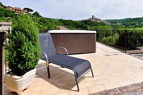 Agriturismo Castello delle Fornaci - Private Jacuzzi