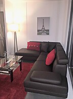 Pelicanstay in Toronto Fashion District