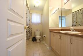 Pelicanstay in Churchill Meadows