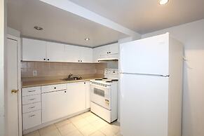 Pelicanstay in Churchill Meadows