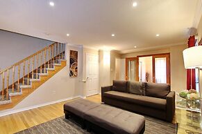 Pelicanstay in Churchill Meadows