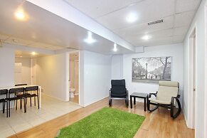 Pelicanstay in Churchill Meadows