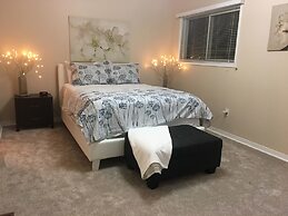 Pelicanstay in Churchill Meadows