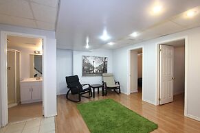 Pelicanstay in Churchill Meadows