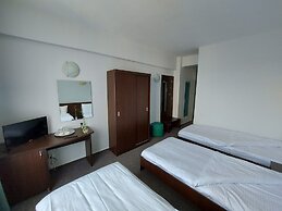 Elizeu Hotel