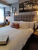 Regency Rooms
