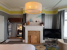 Regency Rooms