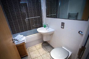 Cranbrook House Serviced Apartments