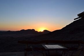 Namib's Valley Lodge
