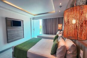Paradiso Pero Praia Hotel