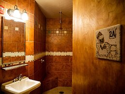 Green Tortoise Hostel Seattle