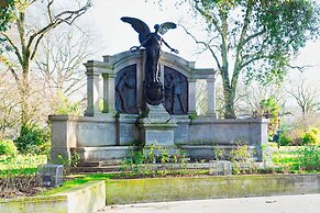 Premier Inn Southampton - Cumberland Place