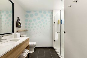 Tru by Hilton Wichita Northeast