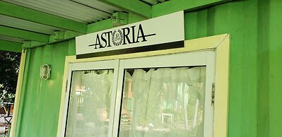 Table D'Hote Cottages