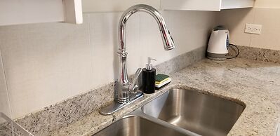 New Kingston Guest Apartment at Eight