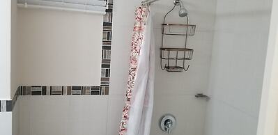 New Kingston Guest Apt at Kingsway