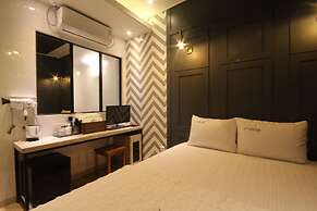 Boutique Hotel May