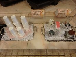 Hotel SUNTARGAS UENO