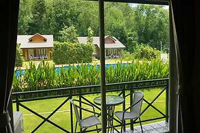 Palazzo Pavone Gallery & Resort