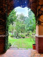 Palazzo Pavone Gallery & Resort