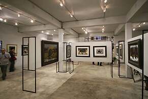 Palazzo Pavone Gallery & Resort