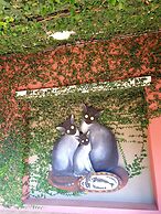 Palazzo Pavone Gallery & Resort