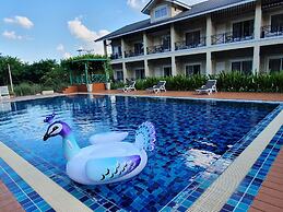 Palazzo Pavone Gallery & Resort