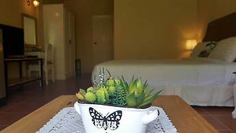 Palazzo Pavone Gallery & Resort