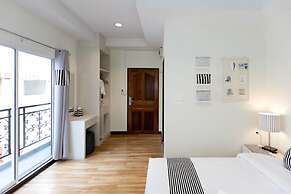 Bangkok River Loka Hotel