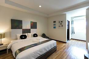 Bangkok River Loka Hotel