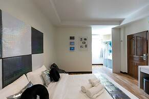 Bangkok River Loka Hotel