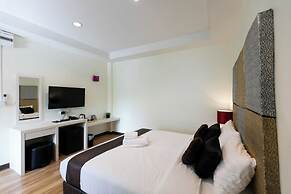 Bangkok River Loka Hotel