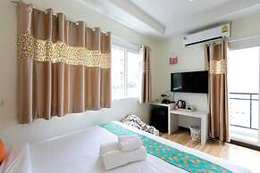 Bangkok River Loka Hotel