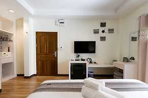 Bangkok River Loka Hotel