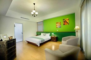 Sunlax B&B