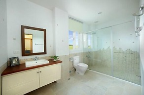 Sunlax B&B